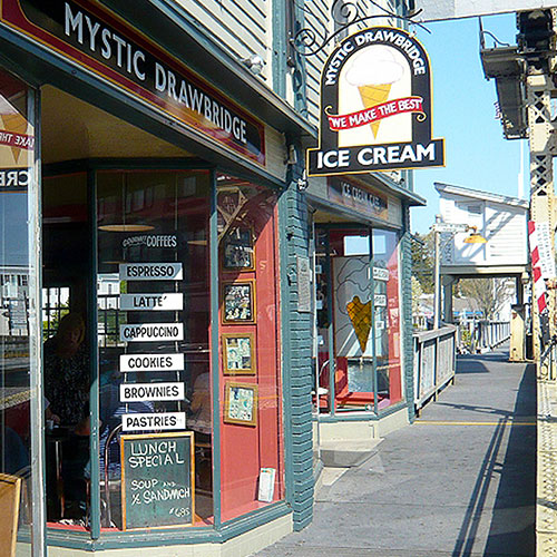 Mystic Drawbridge Ice Cream - Taber Inne | Mystic, CT